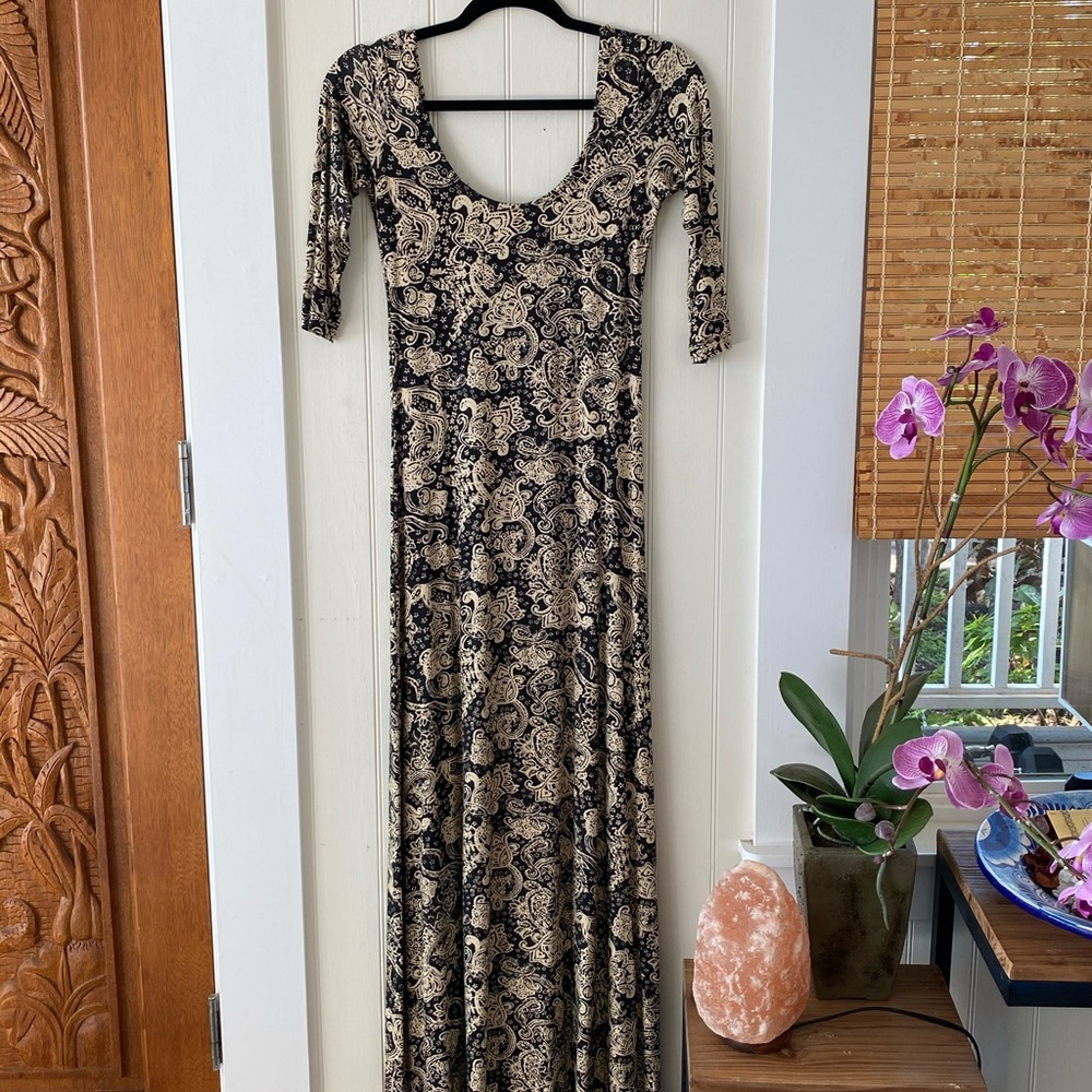 Novella Royale long stretchy cotton dress